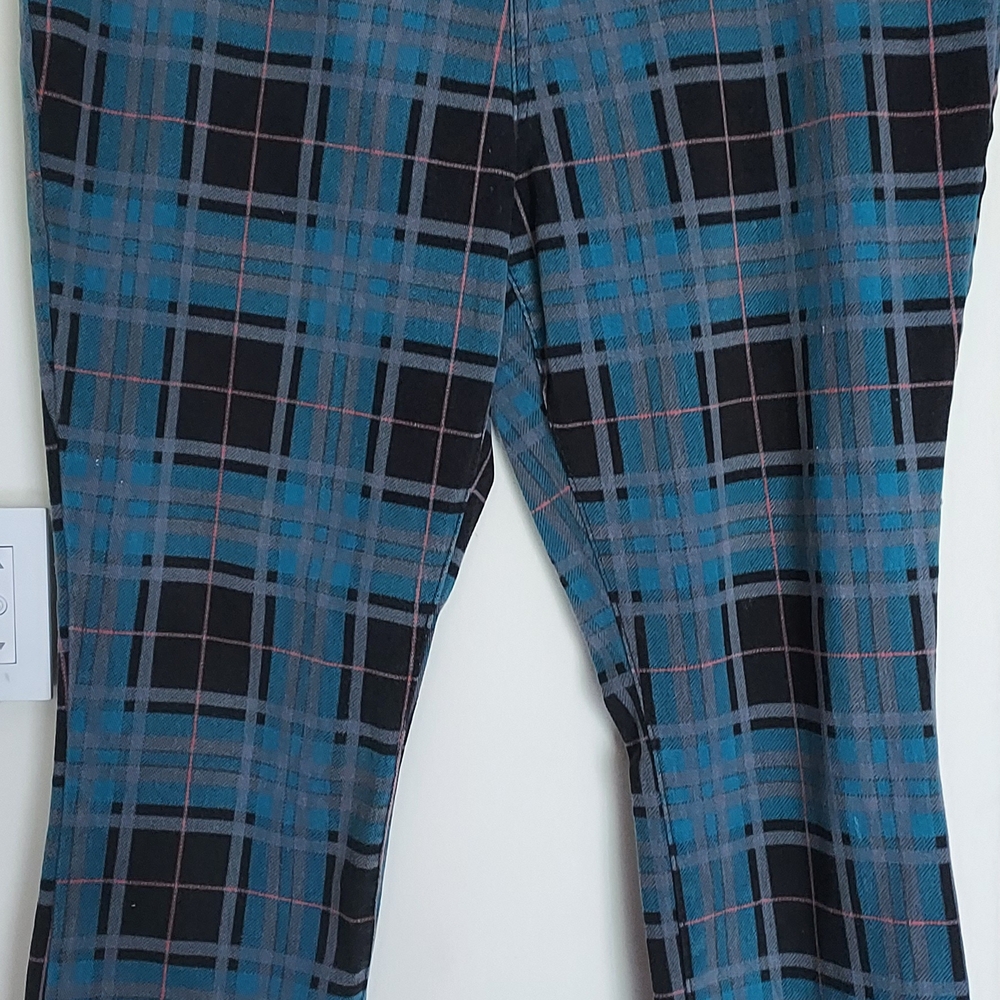 Time and Tru Blue and Black Leggings with Classic Plaid Design